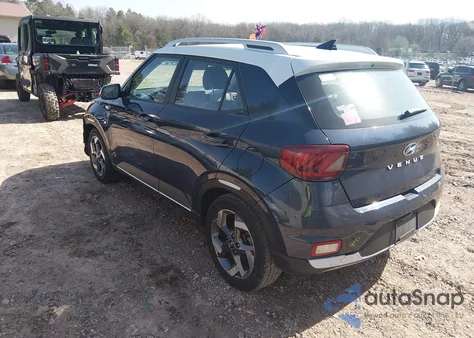 2020 Hyundai Venue Denim z USA, uszkodzony, nr VIN KMHRC8A31LU021924